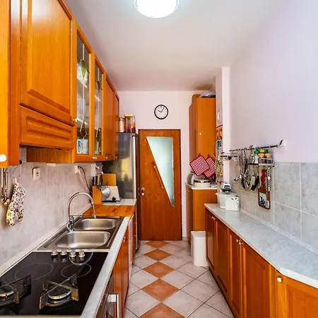 In Podgradina With Kitchen Casa de Férias *
