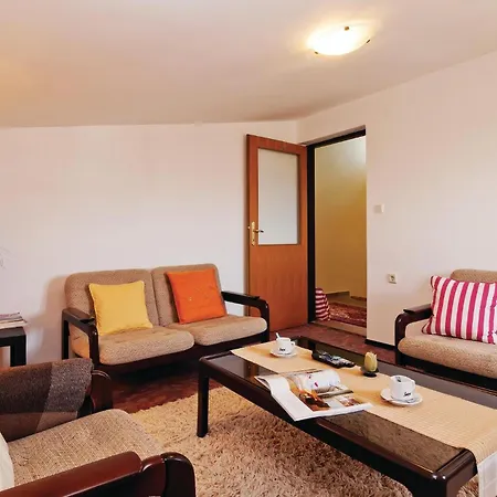 Podgradina With Sea View 01 *